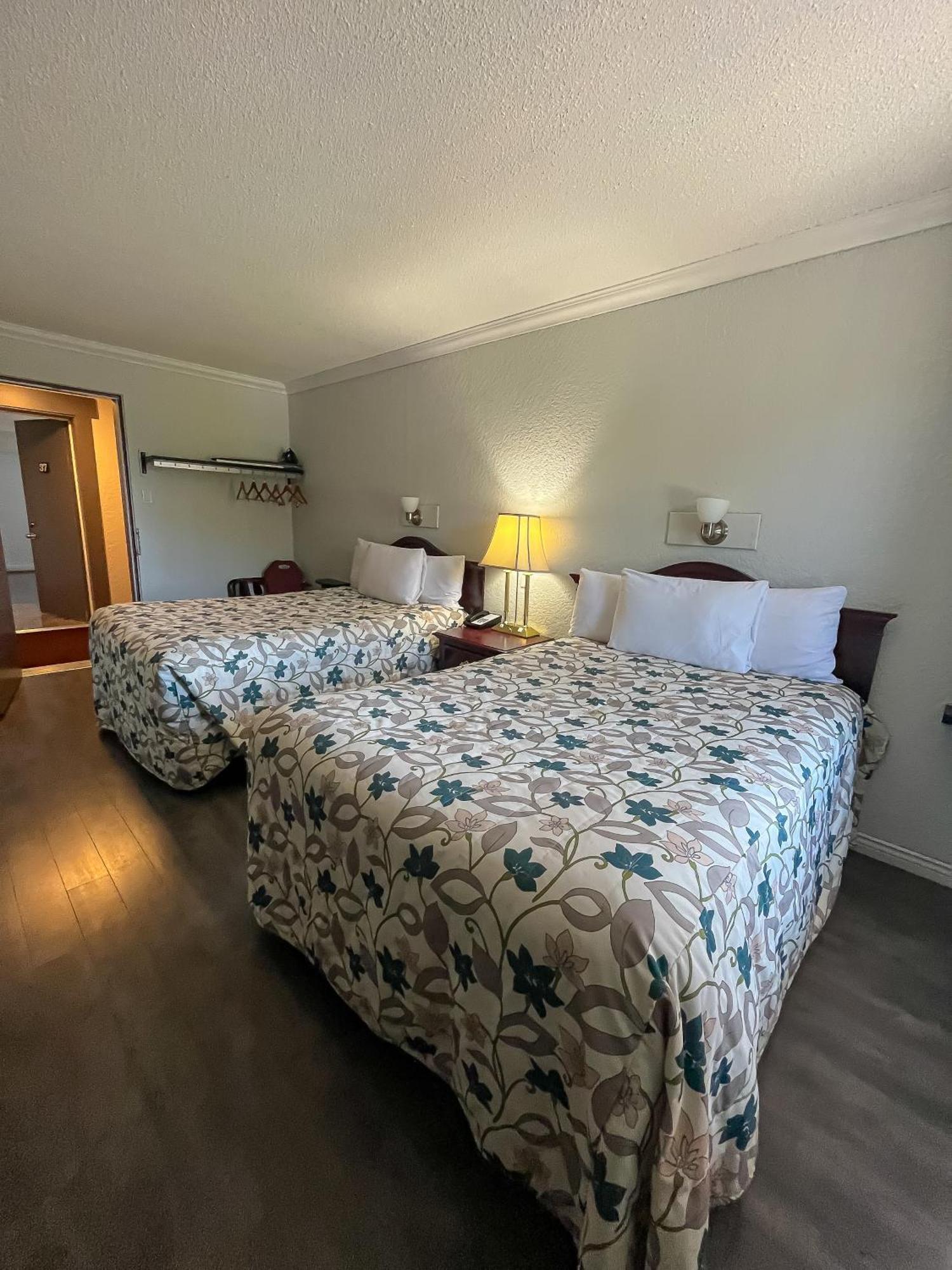לז אסקומן Complexe Hotelier Escoumins מראה חיצוני תמונה